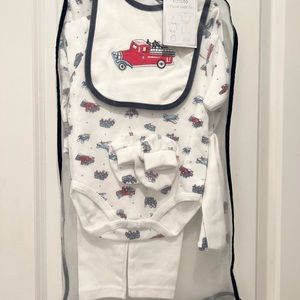 NIB Bebe Bonito 6 Peice Baby Boy Gift Set - 6-9M